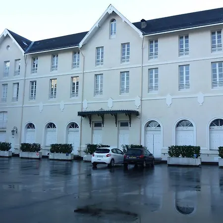 Studio Meuble Bagneres-de-Luchon Exterior photo