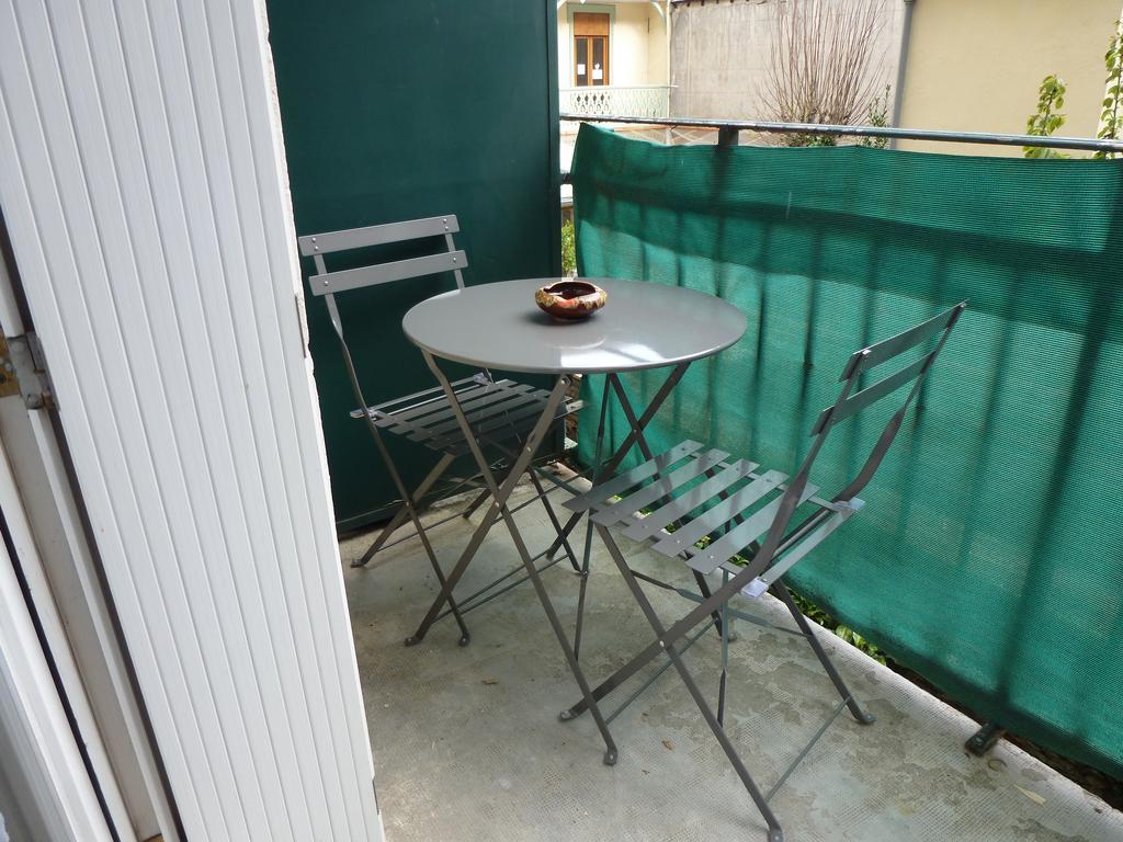 Meuble Apartment *